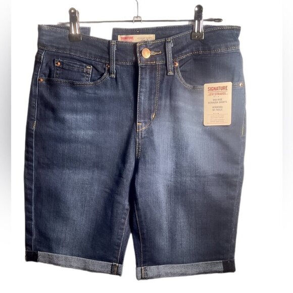 NWT Levi's Blue mid rise stretch 5 pocket Bermuda Jean Shorts with Cuffed Hem - Picture 2 of 4